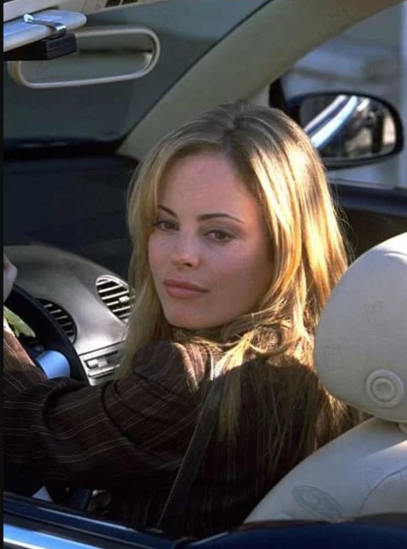 Chandra West in Giọng Nói Từ Cõi Âm (2005)