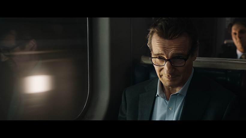 Liam Neeson in Hành Khách Bí Ẩn (2018)