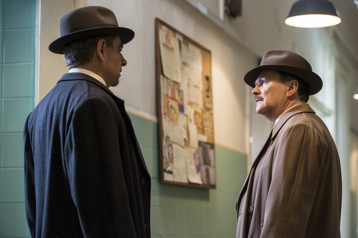 Rowan Atkinson and Ian Puleston-Davies in Maigret (2016)