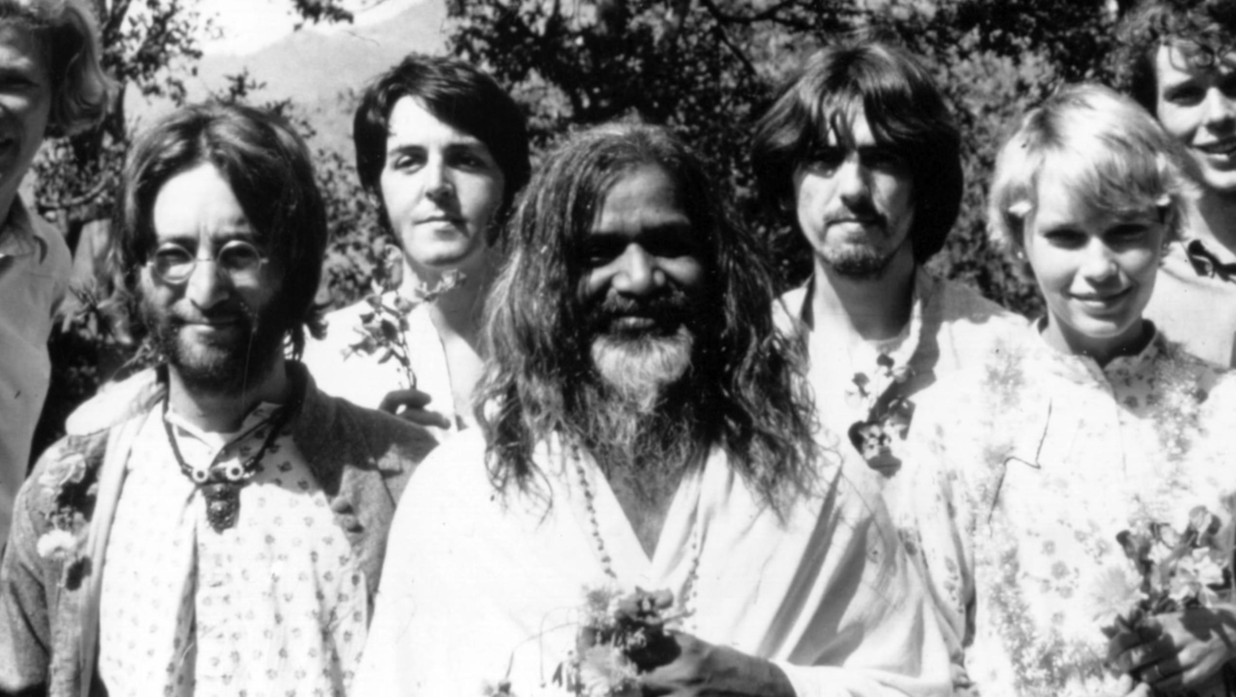 Mia Farrow, Paul McCartney, John Lennon, George Harrison, and Maharishi Mahesh Yogi