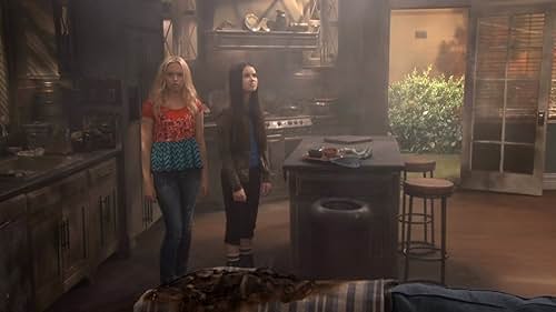 Landry Bender and Lauren Taylor in Best Friends Whenever (2015)