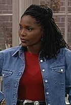 Suzzanne Douglas in The Parent 'Hood (1995)