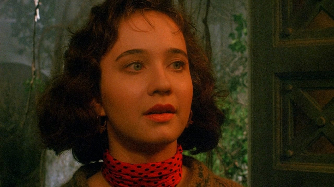 Anne Bobby in Nightbreed (1990)