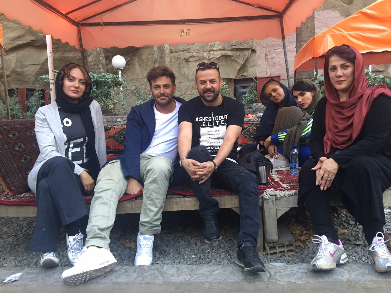 Mohammad Reza Golzar, Mahnaz Afshar, Houman Seyyedi, and Sara Rasoulzadeh in Asheghaneh (2017)