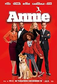 Cameron Diaz, Jamie Foxx, Rose Byrne, Bobby Cannavale, and Quvenzhané Wallis in Annie (2014)