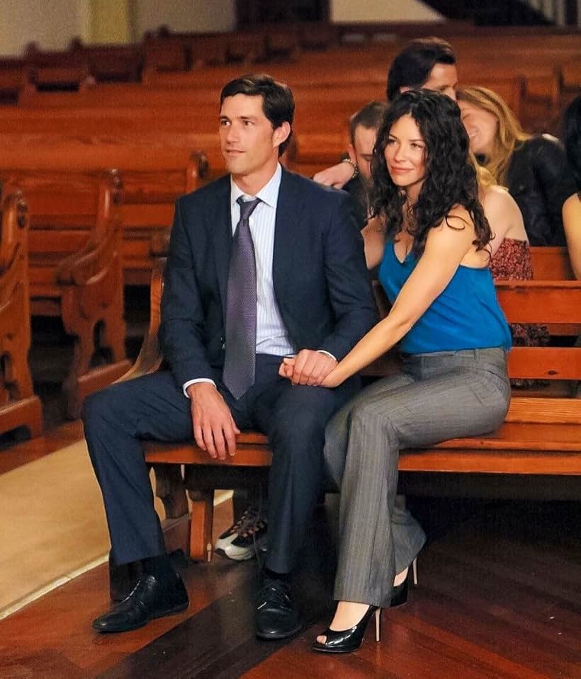 Matthew Fox and Evangeline Lilly in Mất Tích (2004)