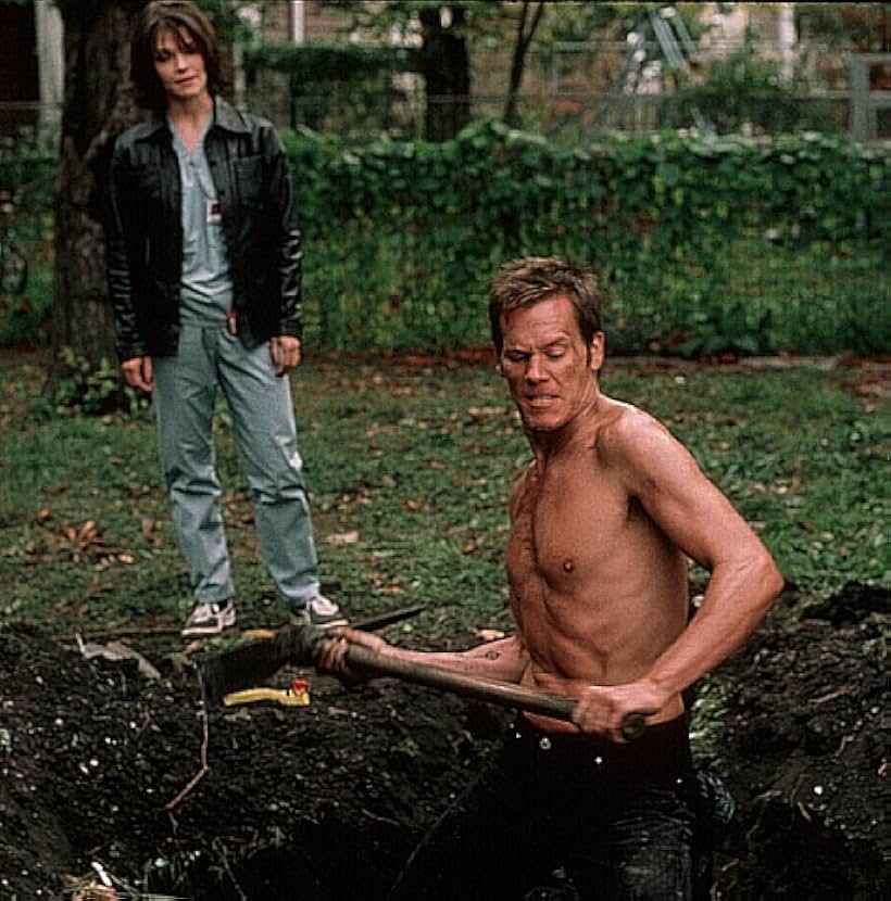 Kevin Bacon and Kathryn Erbe in Stir of Echoes (1999)