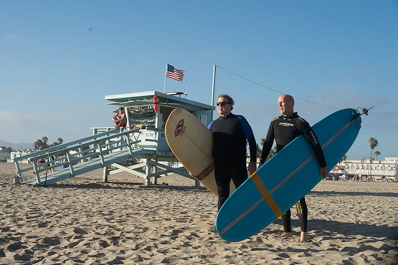 Bruce Willis and John Goodman in Bố Già Xứ Venice (2017)