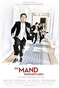 En mand kommer hjem (2007)