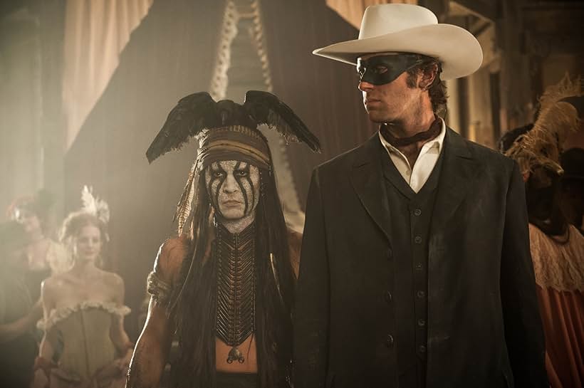 Johnny Depp and Armie Hammer in Kỵ Sĩ Cô Độc (2013)