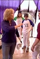 Bam Margera, Phil Margera, Chris Raab, Rake Yohn, and April Margera in Viva la Bam (2003)