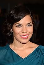 America Ferrera at an event for Tàn Cuộc (2012)