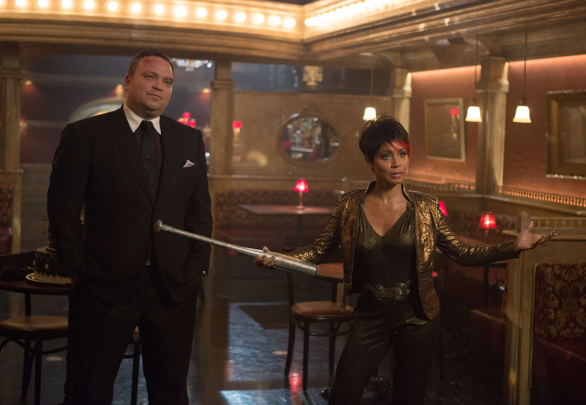 Jada Pinkett Smith and Drew Powell in Thành Phố Tội Lỗi (2014)