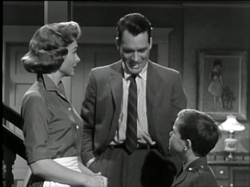 Donna Reed, Carl Betz, and Charles Herbert in The Donna Reed Show (1958)