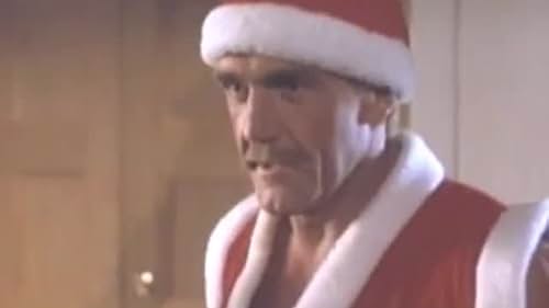 An evil millionaire believes he is Santa Claus after an accident renders him amnesiac.