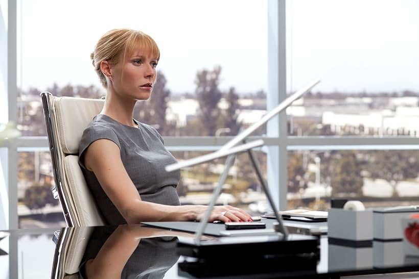 Gwyneth Paltrow in Người Sắt 2 (2010)