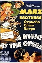 Groucho Marx, Kitty Carlisle, Allan Jones, Chico Marx, Harpo Marx, and The Marx Brothers in Một Đêm ở Nhà Hát (1935)