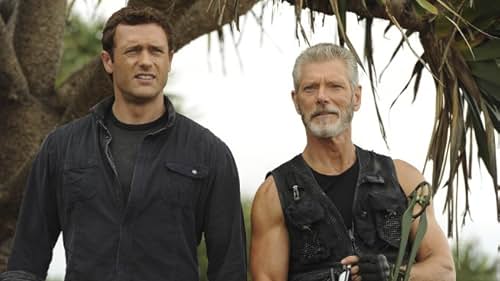 Stephen Lang and Jason O'Mara in Terra Nova (2011)