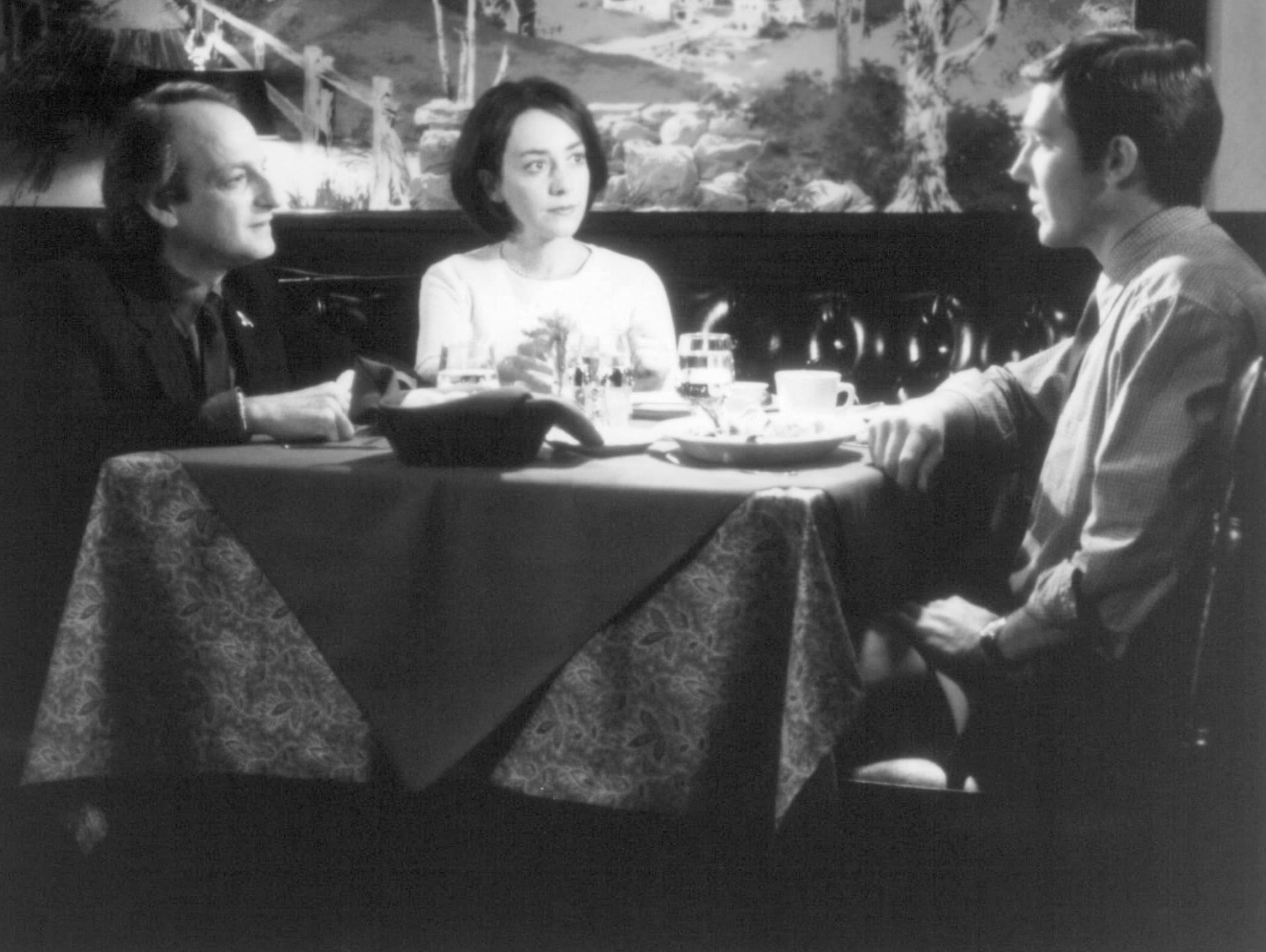 Loren Dean, David Paymer, and Jane Adams in Mumford (1999)