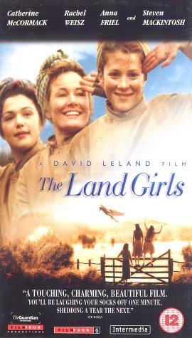 Catherine McCormack, Rachel Weisz, and Anna Friel in The Land Girls (1998)