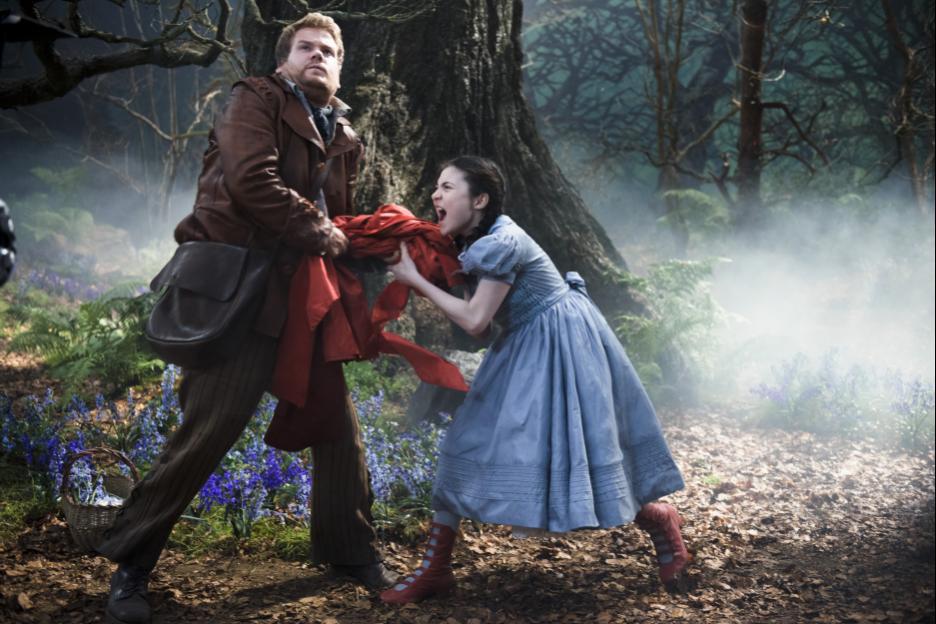 James Corden and Lilla Crawford in Khu Rừng Cổ Tích (2014)