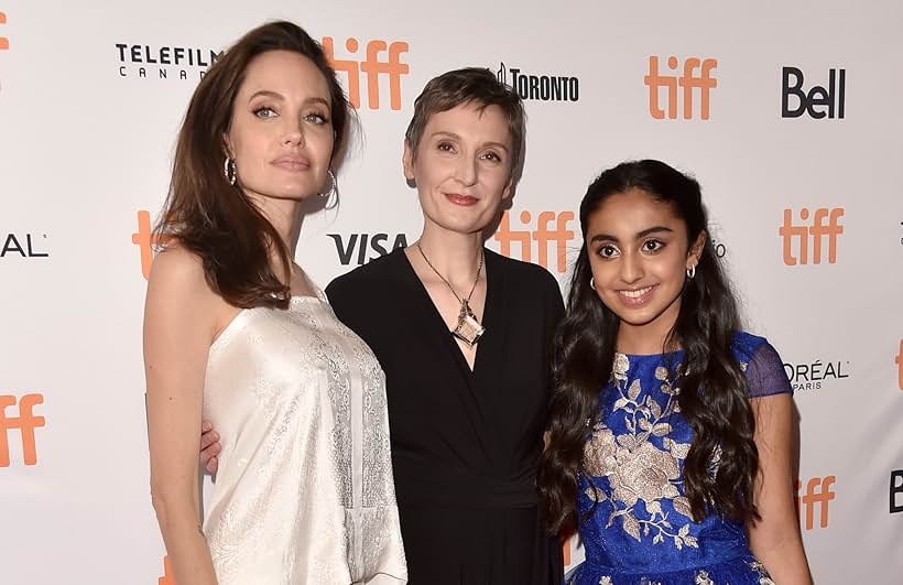 Angelina Jolie, Nora Twomey, and Saara Chaudry at an event for Cô Bé Dũng Cảm (2017)