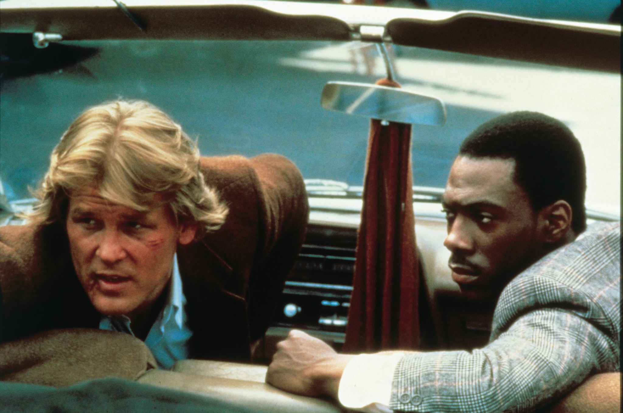 Eddie Murphy and Nick Nolte in 48 Giờ (1982)