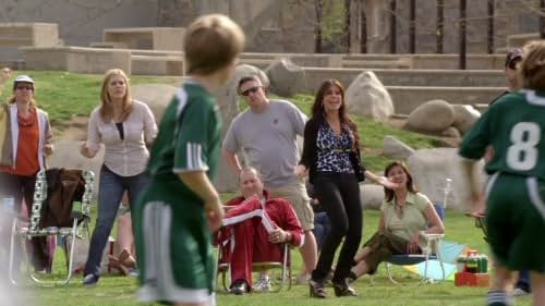 Sofía Vergara, Jenica Bergere, and Ed O'Neill in Gia Đình Hiện Đại (2009)