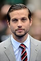 Logan Marshall-Green at an event for Bí Ẩn Hành Tinh Chết (2012)