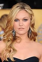 Julia Stiles