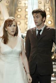 Catherine Tate and David Tennant in Bác Sĩ Vô Danh (2005)