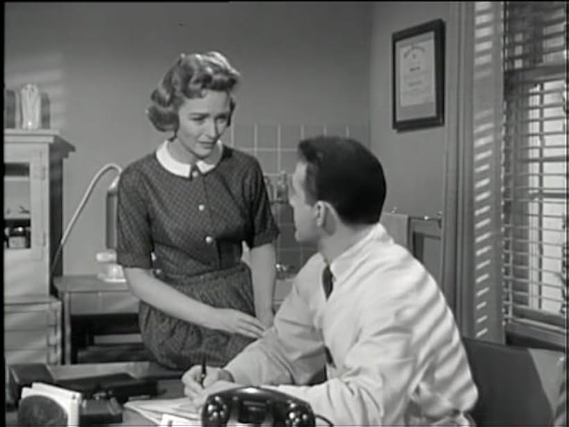 Donna Reed and Carl Betz in The Donna Reed Show (1958)