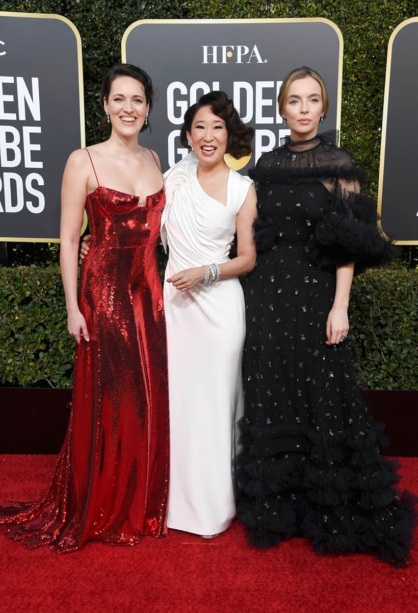 Sandra Oh, Jodie Comer, and Phoebe Waller-Bridge at an event for Giết Eve (2018)