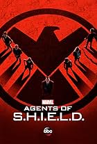 Ming-Na Wen, Clark Gregg, Iain De Caestecker, Nick Blood, Brett Dalton, Chloe Bennet, and Elizabeth Henstridge in Đặc Vụ S.H.I.E.L.D (2013)