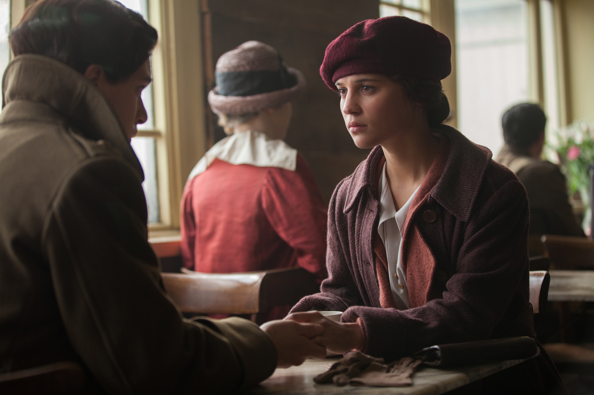 Alicia Vikander and Kit Harington in Testament of Youth (2014)