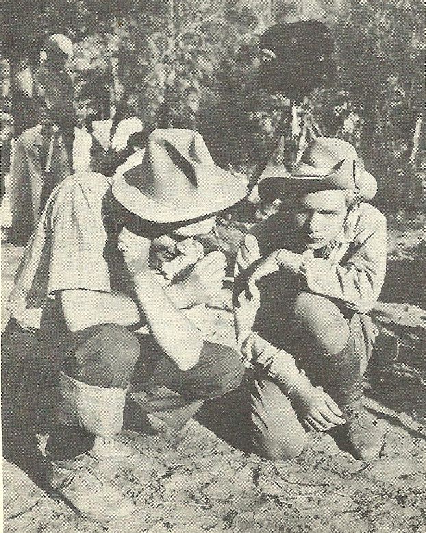 Ford Beebe and Frankie Thomas in Tim Tyler's Luck (1937)