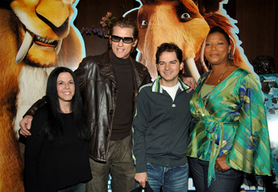 Queen Latifah, Denis Leary, Carlos Saldanha, and Lori Forte at an event for Kỷ Băng Hà 2: Băng Tan (2006)