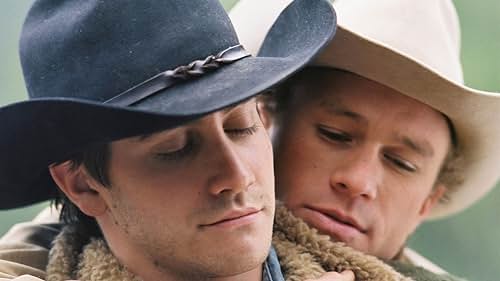 Heath Ledger and Jake Gyllenhaal in Chuyện Tình Sau Núi (2005)