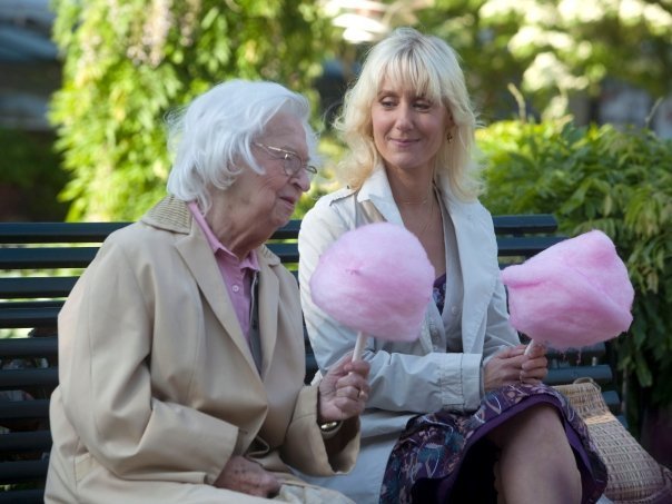 Asta Esper Hagen Andersen and Anette Støvelbæk in Lærkevej (2009)