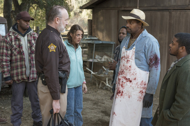 Jim Beaver, Mykelti Williamson, and Abby Miller in Công Lý (2010)