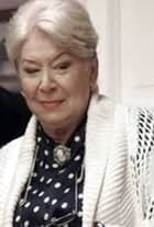 Neonila Beletskaya in Davay potseluemsya (2014)