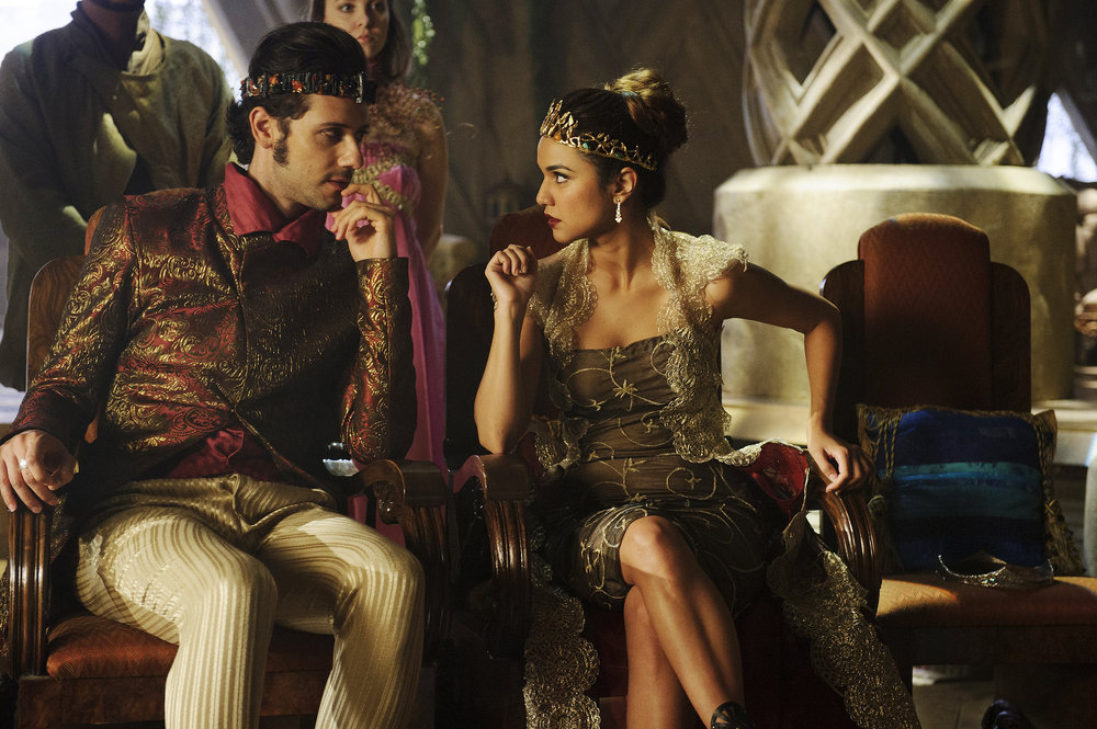 Brittany Curran, Summer Bishil, and Hale Appleman in The Magicians (2015)