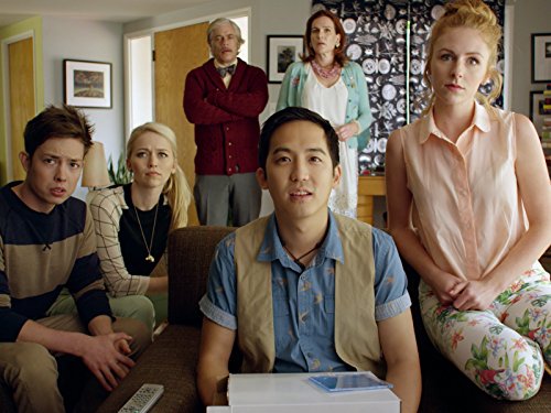 Catherine Dent, John Ennis, Ellary Porterfield, Johanna Braddy, Josh Blaylock, and Jimmy Wong in Trường THPT Điện Tử (2012)