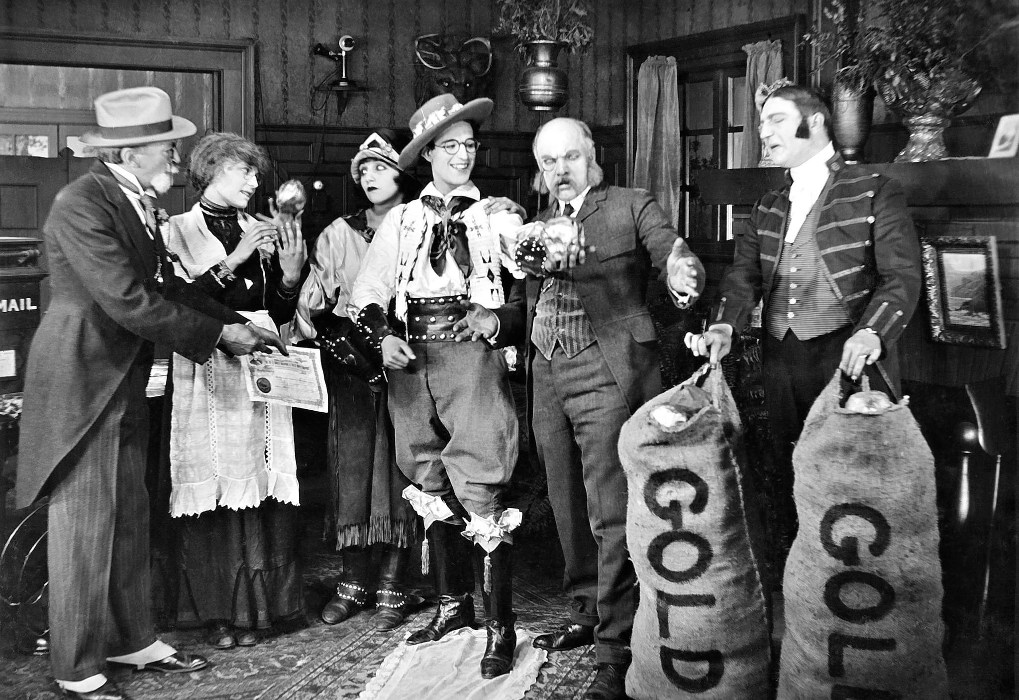 Bebe Daniels, Charles Inslee, Gus Leonard, Harold Lloyd, Marie Mosquini, and Charles Stevenson in His Only Father (1919)