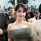 IU