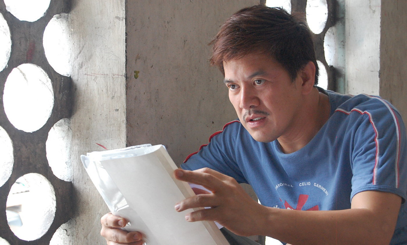 Brillante Mendoza in Serbis (2008)