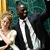 Omar Sy and Joséphine de Meaux in Tellement proches (2009)