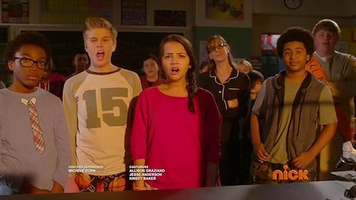 Lisa Arch, Jaheem Toombs, Isabela Merced, and Owen Patrick Joyner in 100 Things to Do Before High School (2014)