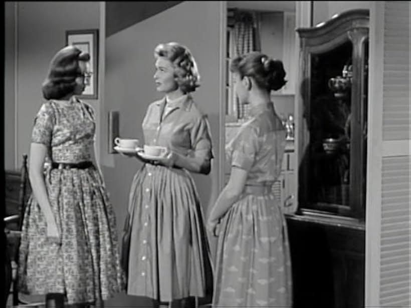 Shelley Fabares, Donna Reed, and Melinda Byron in The Donna Reed Show (1958)