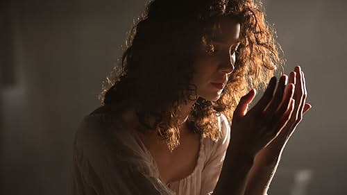 Caitríona Balfe in Người Ngoại Tộc (2014)